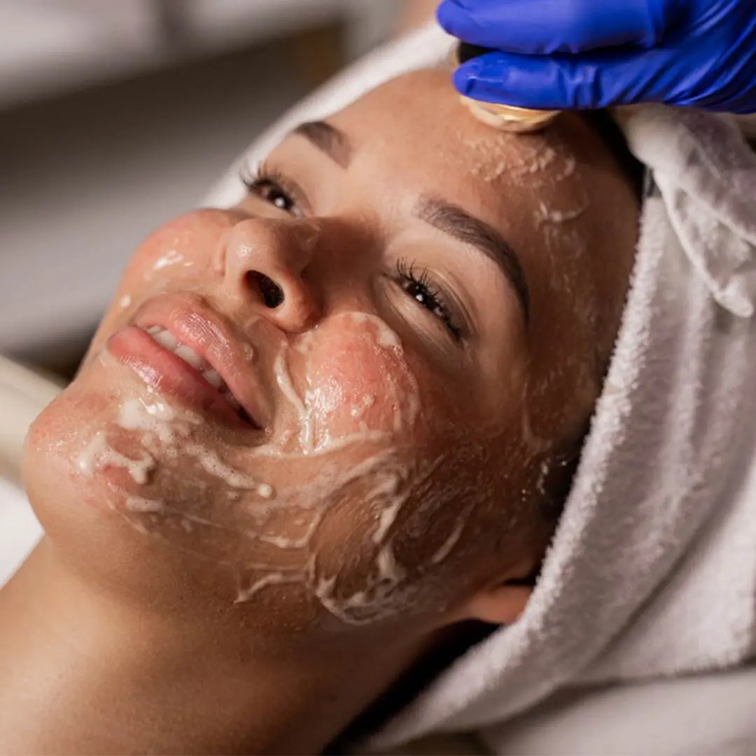 OxyGeneo-new-Illuminate-OxyPod-treatment.jpg